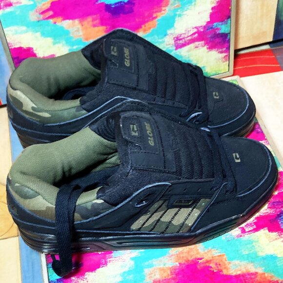 NEW MEN'S GLOBE SHOES SIZE 10.5 MENS SKATE SHOES GLOBE FUSION BLACK CAMO CHUNKY - Picture 1 of 12